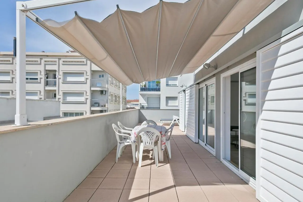 Apartaments Pepita Bandert Cambrils 0*,